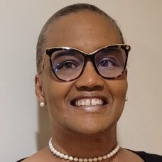 Cynthia Robinson headshot